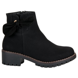 Crne čizme s visokim potpeticama crna