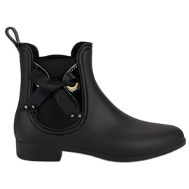 Vices Crne gumene čizme, poroci crna