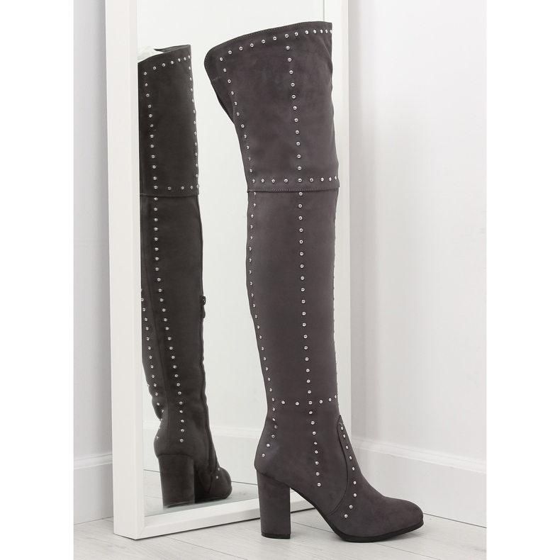 Stegna siva visoke pete NC221 siva