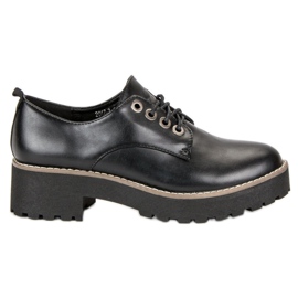 Modne cipele na vezanje crna