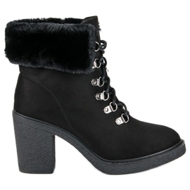 Juliet Vezane čizme na postu crna