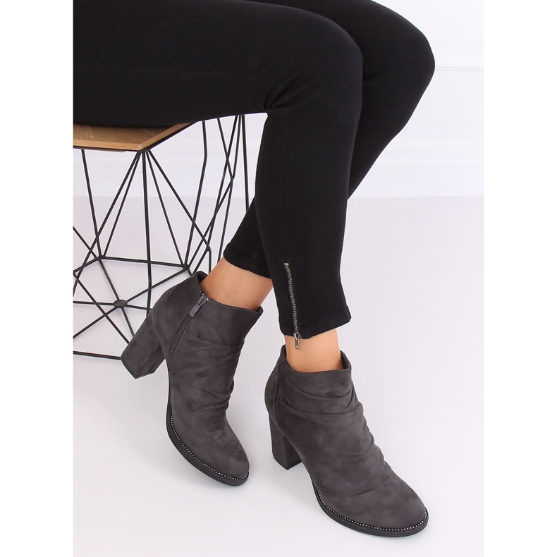 Siva visoka potpetica FA177 Siva