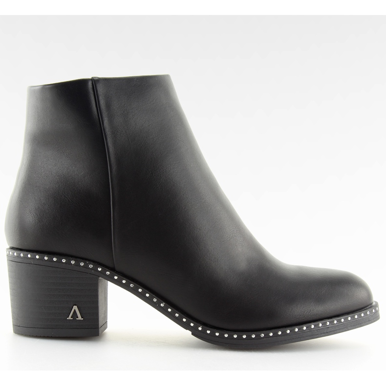 Čizme na stabilnoj peti crne BH120-KB crno