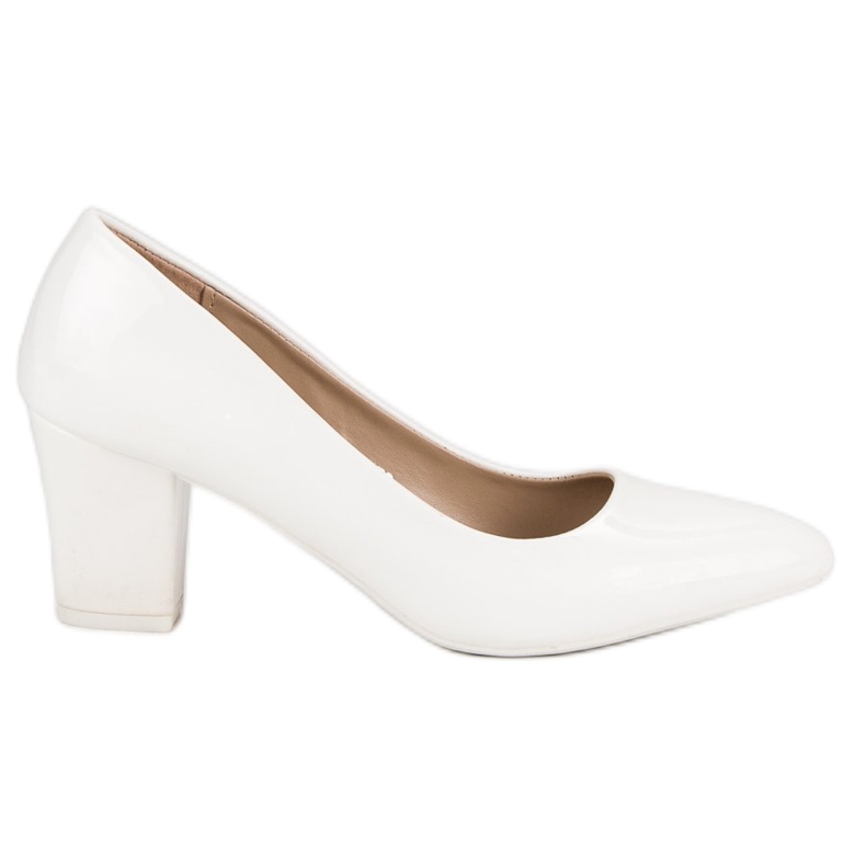 Klasične lakirane pumpe bijela