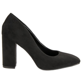 Seastar Crpke od antilopa na stupu crna