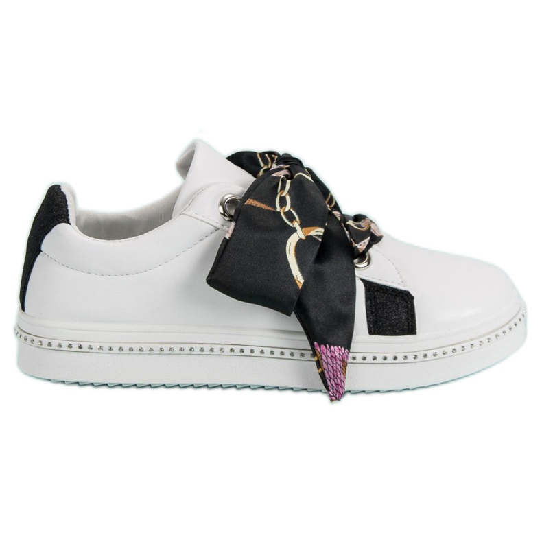 Sportske cipele vezane vrpcom bijela