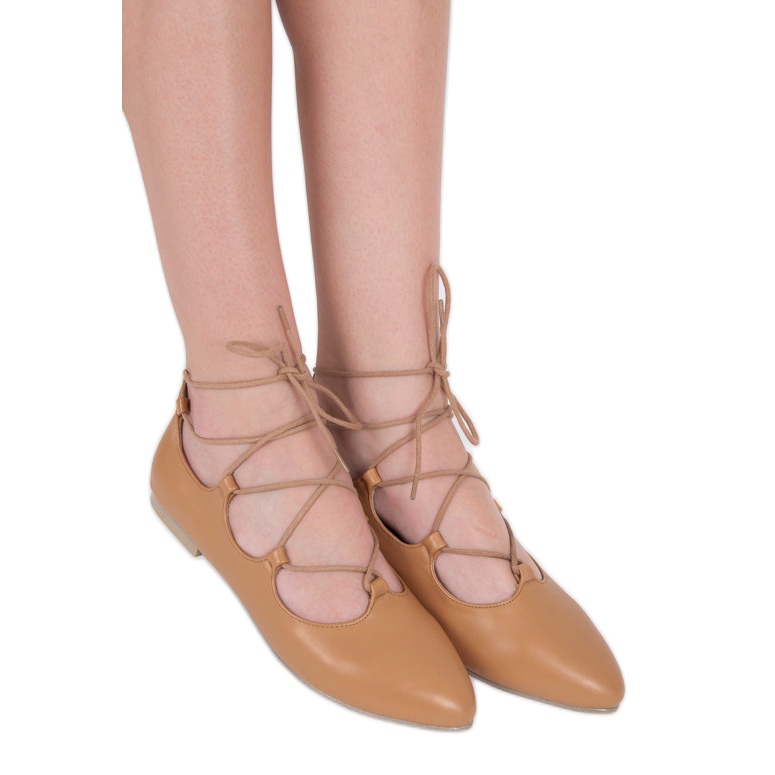 Vices Modne vezane balerine smeđa