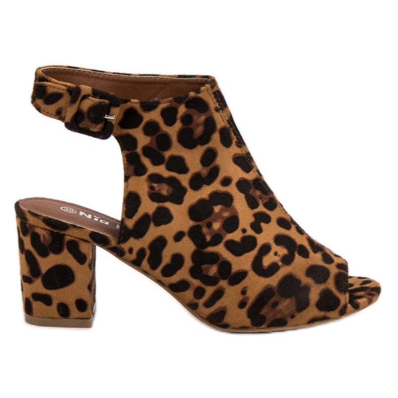 Nio Nio Sandale izgrađene na šanku smeđa