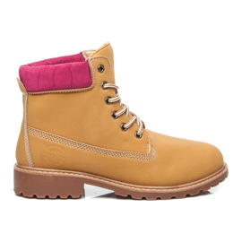 Elegantni hvatači smeđa