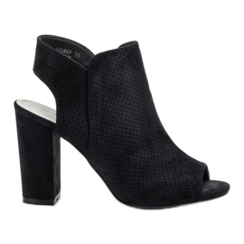 Seastar Crne zatvorene sandale crna