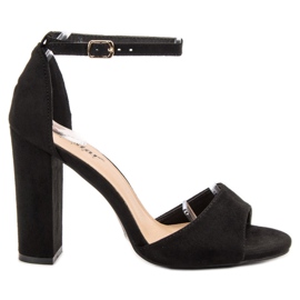 Seastar Sandale od antilopa na šanku crna