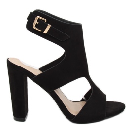 Crne sandale na stupu J-8711 Crne crna