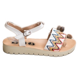 SHELOVET Ležerne sandale bijela