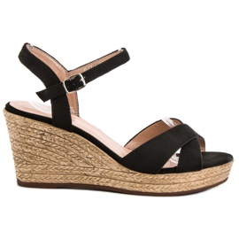 Best Shoes Crne sandale na klin crna