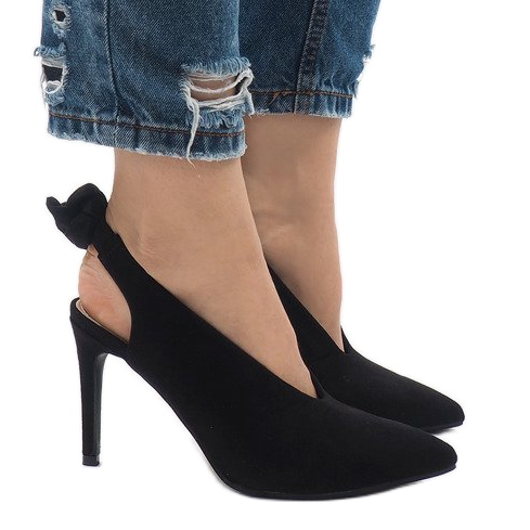 Crne štikle od antilopa LB-330 crno