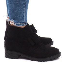 Čizme od antilopa AT-0625 Crna