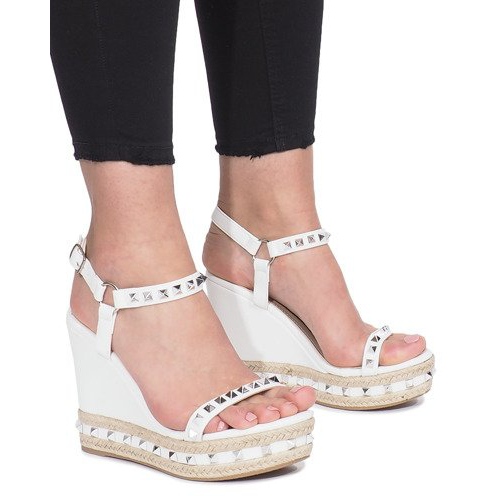 Bijele sandale na klin s Cubano klinovima bijela