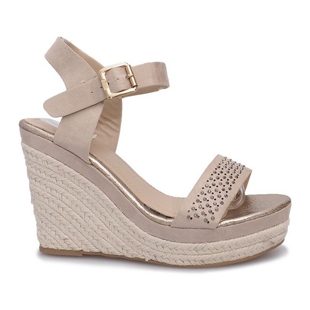 Bež sandale na klin Move On