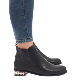 Crne čizme LEI-189 s biserima crna