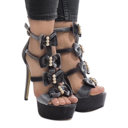 Sandale od antilopa na visokoj peti M249 Siva crno