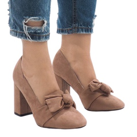 Crvene antilop pumpe na stupu N510 ružičasta