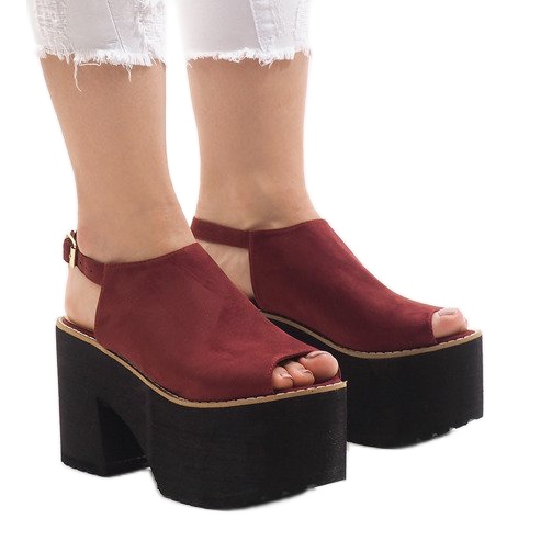 Burgundske sandale na masivnom bloku B8290 crvena raznobojna