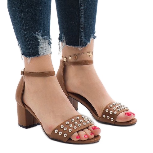 Deve sandale na visoku petu 173-856 smeđa