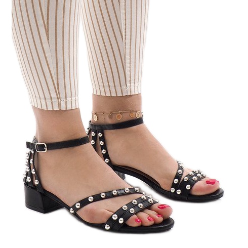 Crne sandale s visokim potpeticama 77-11 crno