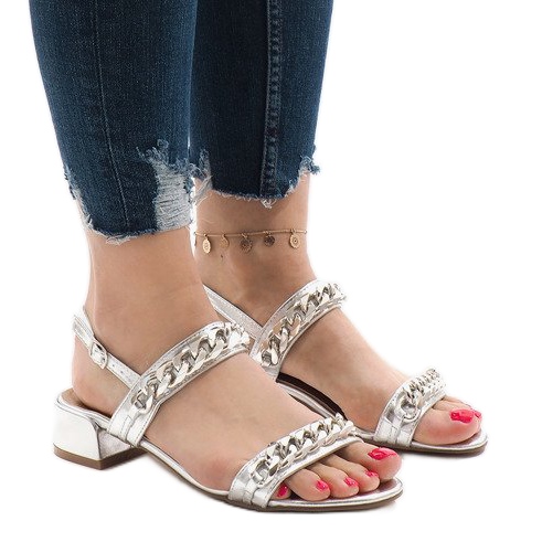 Srebrne sandale s visokim potpeticama 77-15 siva