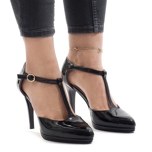 Crne pumpe na stupu A509-22-1 crno