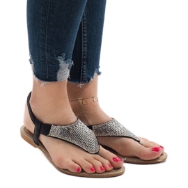 Crne sandale ukrašene B-935 crna