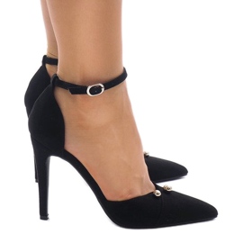 Crne pumpe na iglici M1L3223-13 crna