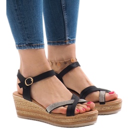 Crne sandale na platformi WS8816 crna
