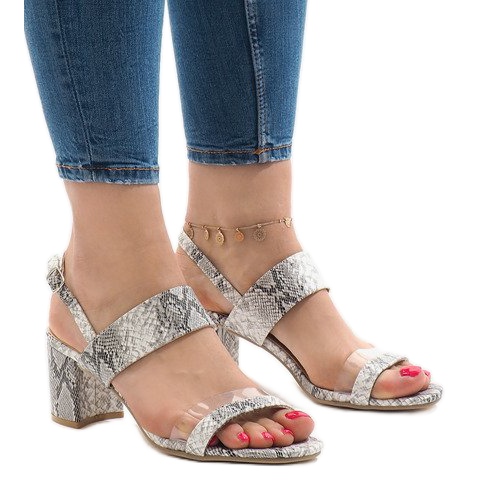 Zmijske sandale na postolju od antilopa S-7346 bijela