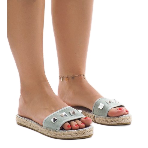 Zelene traperice papuče s klinovima 7087 raznobojna zelena