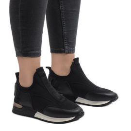 Crne tenisice izrađene od Lycra R-403 bijela crna