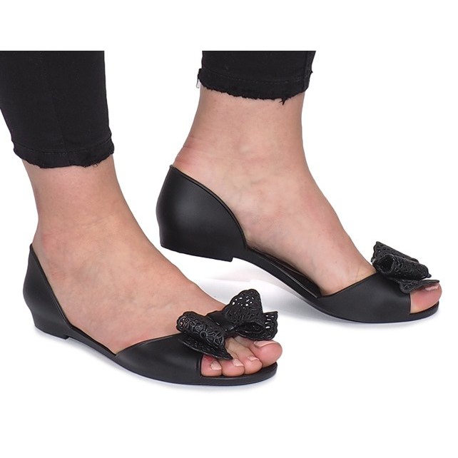 Crne Meliski sandale s Delmarovom mašnom crno