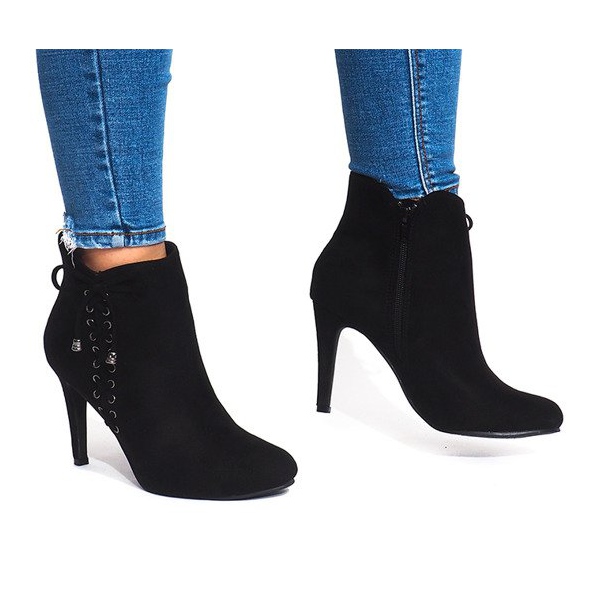 Čizme od antilopa na šipki 66-98 crne crno