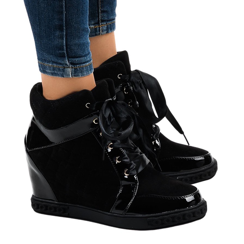 Modne crne tenisice na klin KLS-109-3 crno