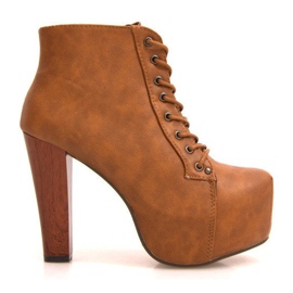 Čvrste čizme na peti K764 Camel smeđa