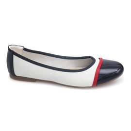 Lakirane balerinke 336 Bijela crno