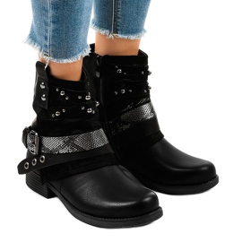 Crne izolirane čizme bogato ukrašene 17103-1A crna