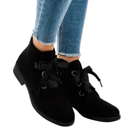 Crne čizme na vezanje od antilopa K123 crna