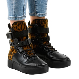 Crne ravne tenisice Y-205 crna višebojan