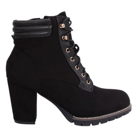 Crne štikle 995-37 Crne crna