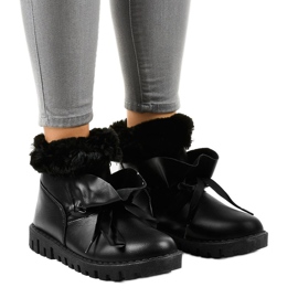 Crne izolirane tenisice s patentnim zatvaračem 428-6 crna