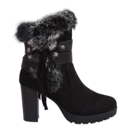 Crne čizme s visokim potpeticama s krznom SP05 Crna