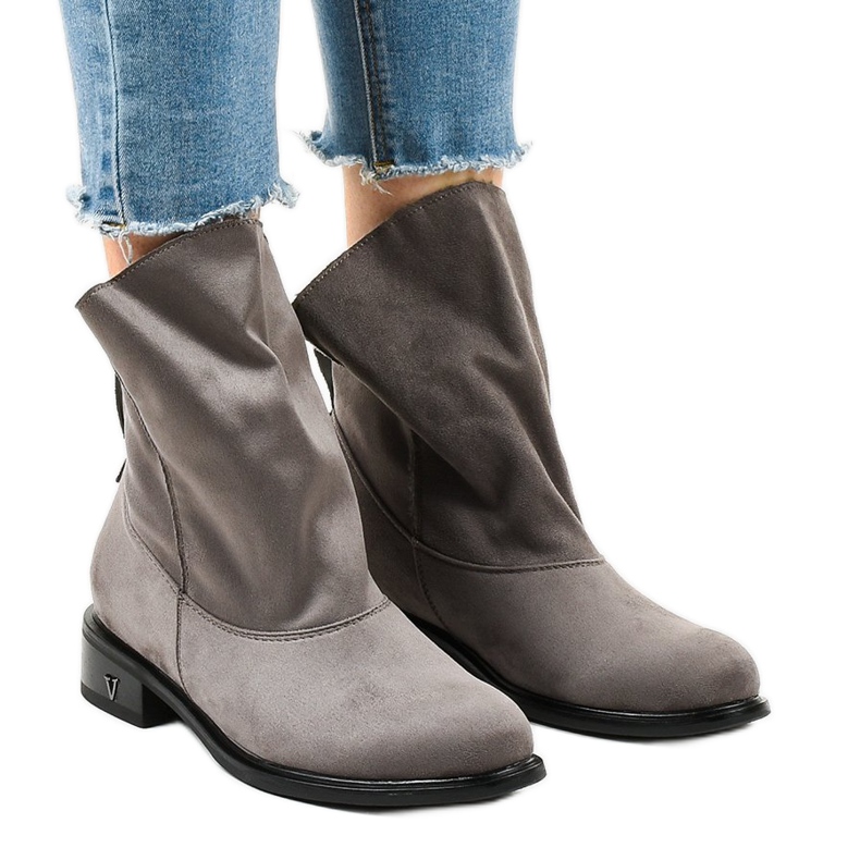 Sive ravne izolirane čizme 6672-7 siva