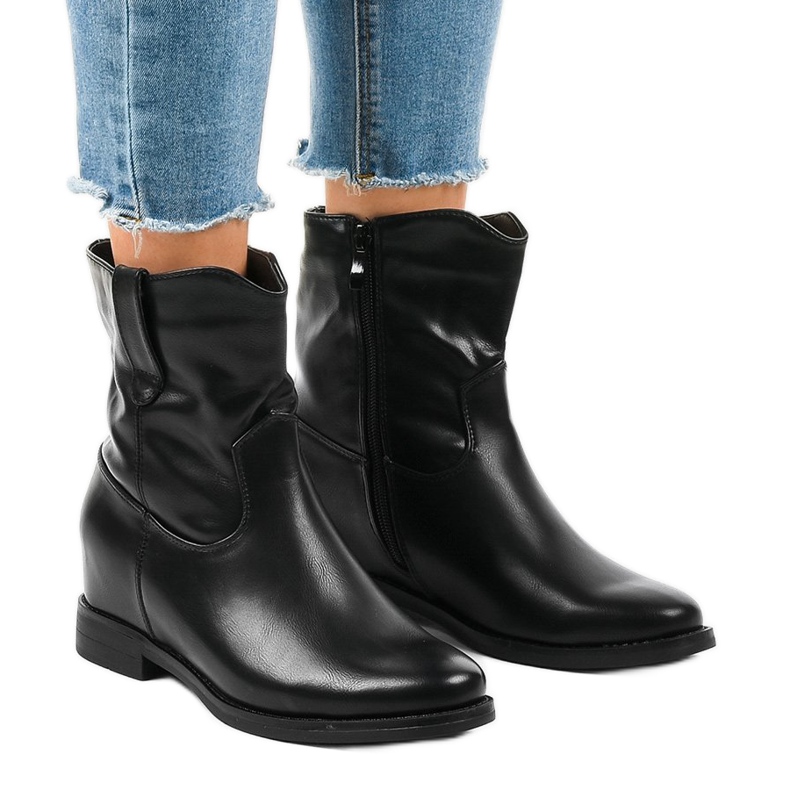 Crne izolirane kaubojske čizme G-7607 crno