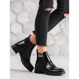 SHELOVET Sportske čizme na platformi crna